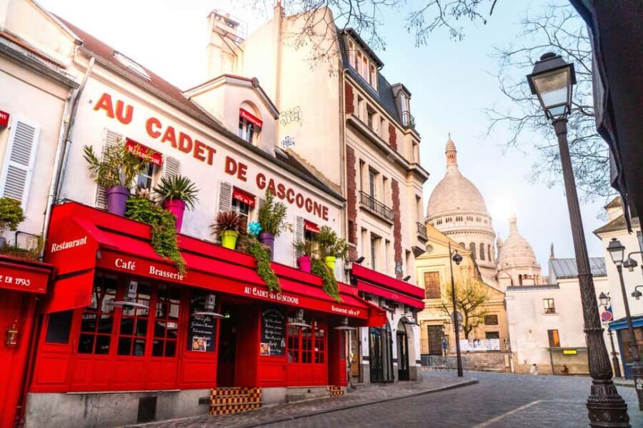 Paris: Montmartre Hidden Gems and Highlights Walking Tour - The I Love You Wall: A Soft Landing Before the Climb
