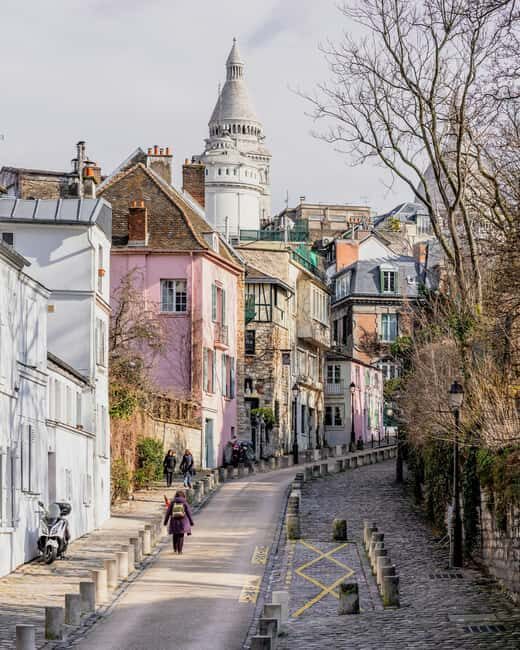 Paris: Montmartre Hidden Gems and Highlights Walking Tour - The Only Vineyard in Paris: A Detour Worth the Effort