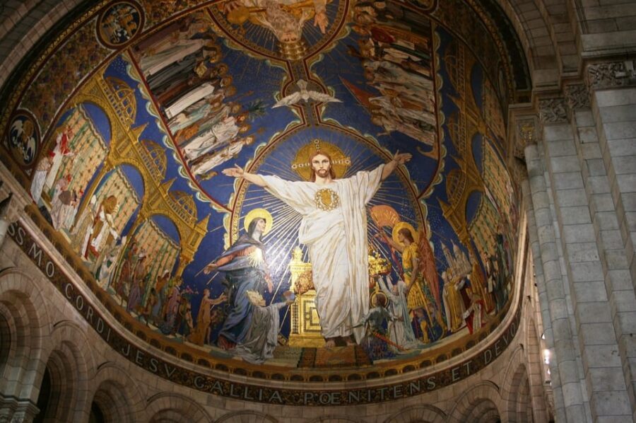 Paris: Montmartre Highlights Walking Tour with a Local Guide - Your Guide Matters: What to Expect from Names Like Yazid, Silvia, and Jean Baptiste