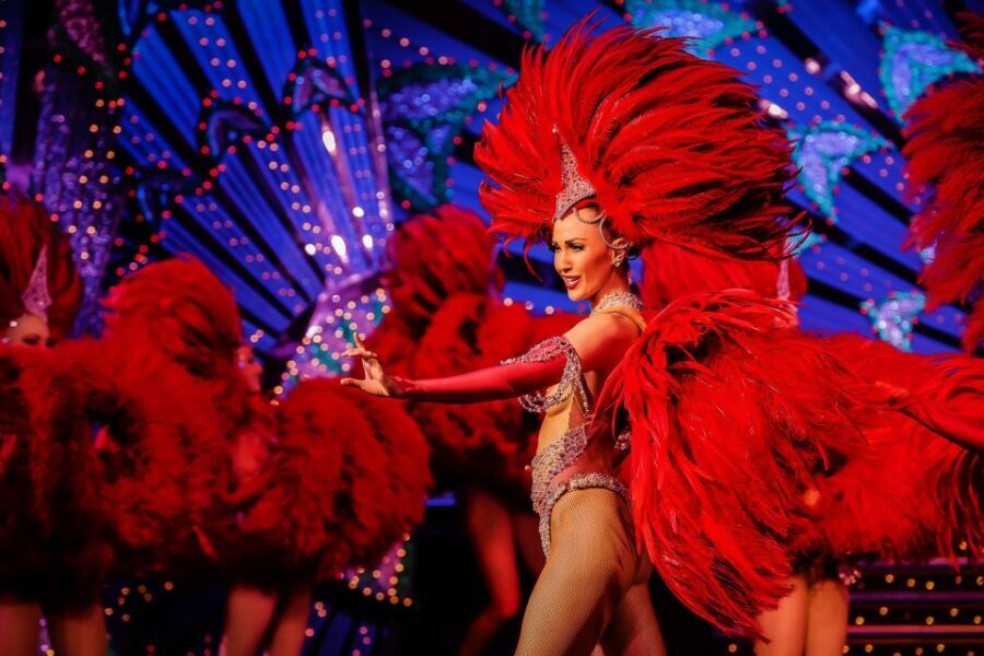 Paris: Moulin Rouge Cabaret Show Ticket with Champagne - Dress Code and Rules: The Fast Way to Avoid a Nasty Surprise