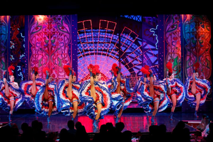 Paris: Moulin Rouge Show with Champagne and Drop-Off Service - Getting to the Meeting Point and Moulin Rouge Without Stress