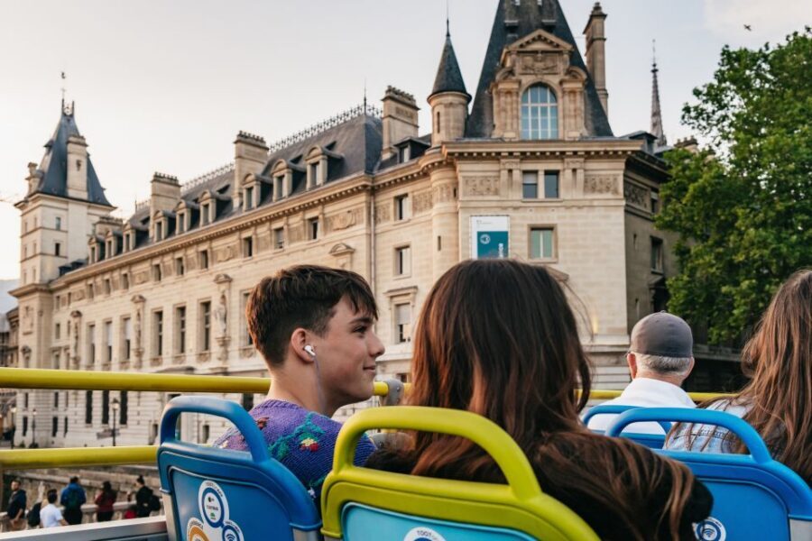 Paris: Night Bus Tour with Audioguide - Key points that make this tour worth your time