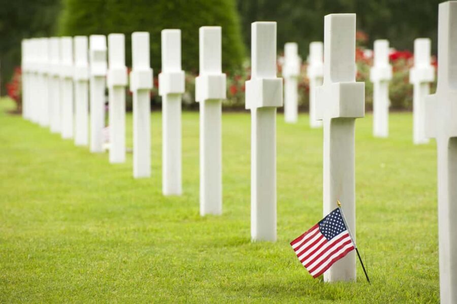 Paris: Normandy D-Day Sites Guided Day Trip with Lunch - Price and value: what $117 buys you (and what it doesn’t)