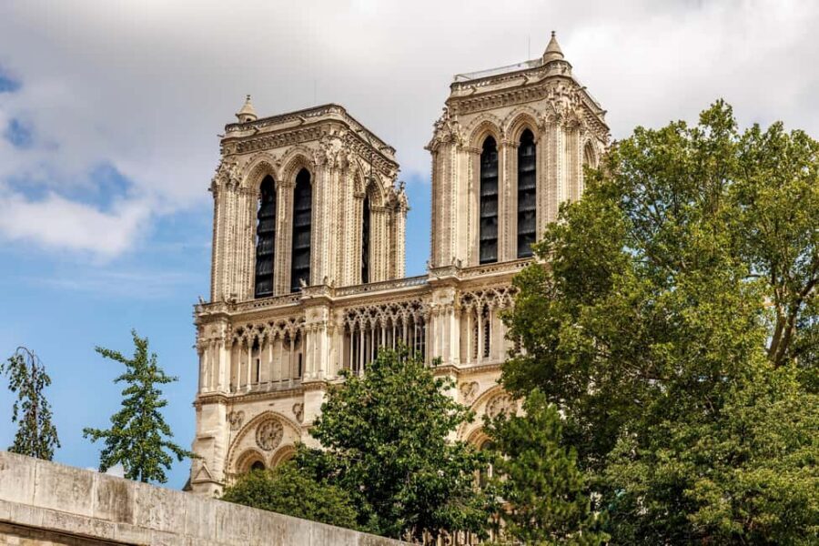 Paris: Notre Dame Outside Tour and Sainte Chapelle Ticket - Notre Dame From the Outside: Restoration After the 2019 Fire