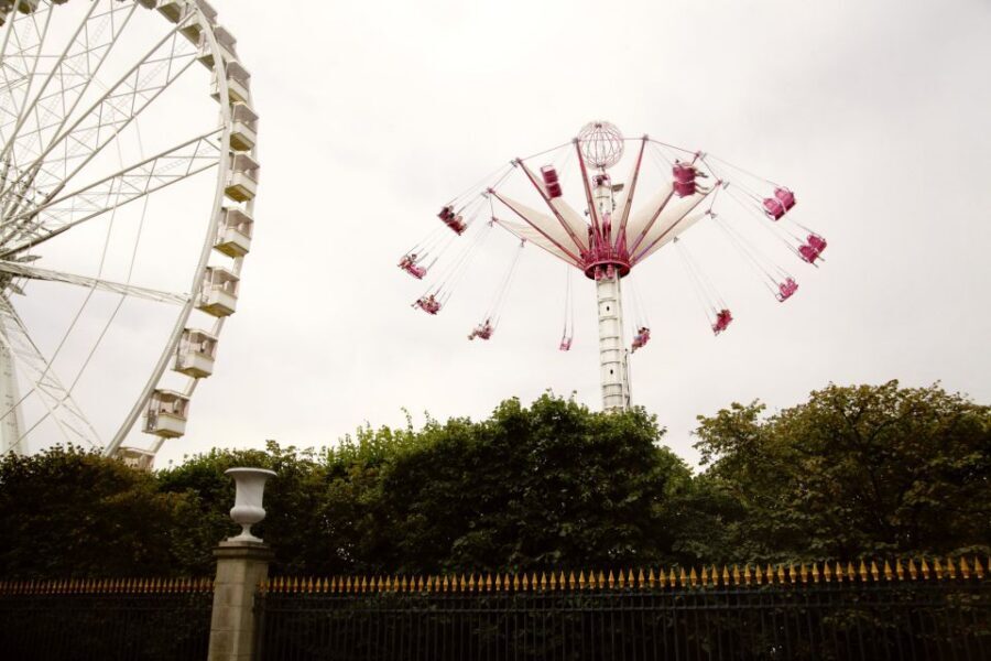 Paris: Openair Double Decker Bus Audio-Guided City Tour - Champs-Élysées to Arc de Triomphe: The photo moment you’ll remember