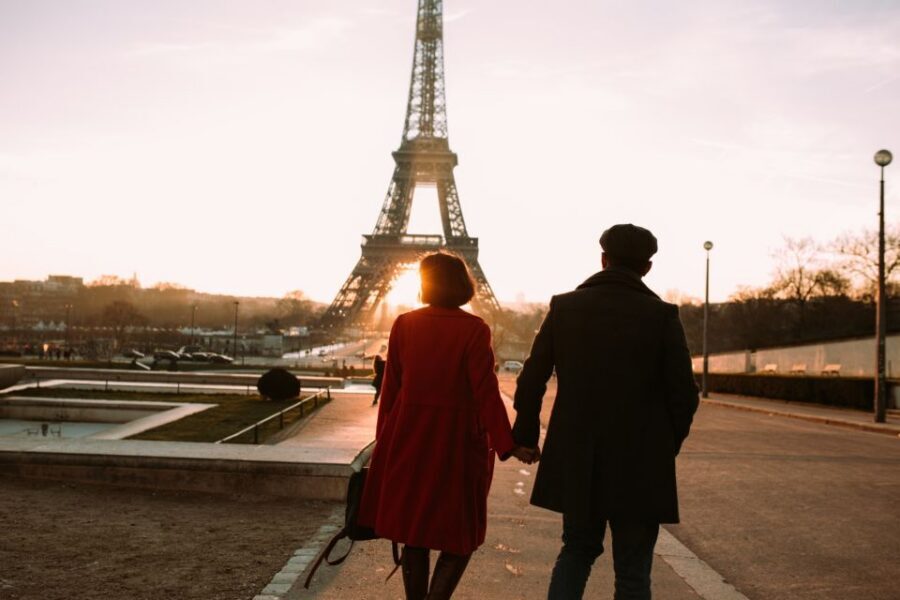 Paris: Photo Shoot with a Private Travel Photographer - Online Gallery Delivery: Edited Photos You Can Actually Download