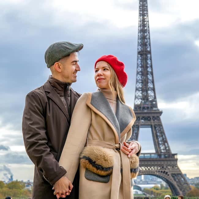 Paris: Photoshoot Around Eiffel Tower with 55 Edited Photos - Posing Coaching That Actually Helps You Look Natural