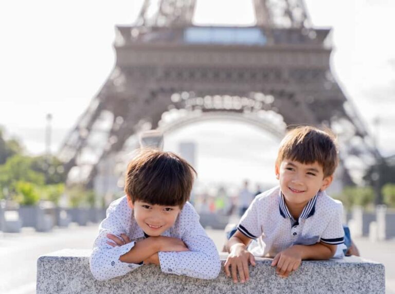 Paris: Premium Photoshoot with Iconic Eiffel Tower Views - How you get Eiffel Tower photos without feeling rushed