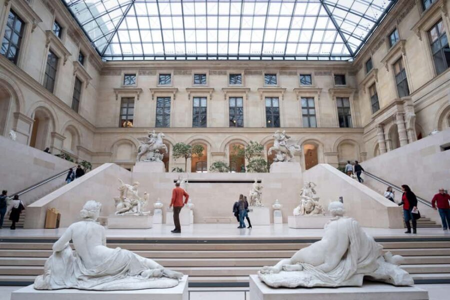 Paris: Priority Access Louvre with Host -Direct to Mona Lisa - Priority access inside the Louvre: how you really save time
