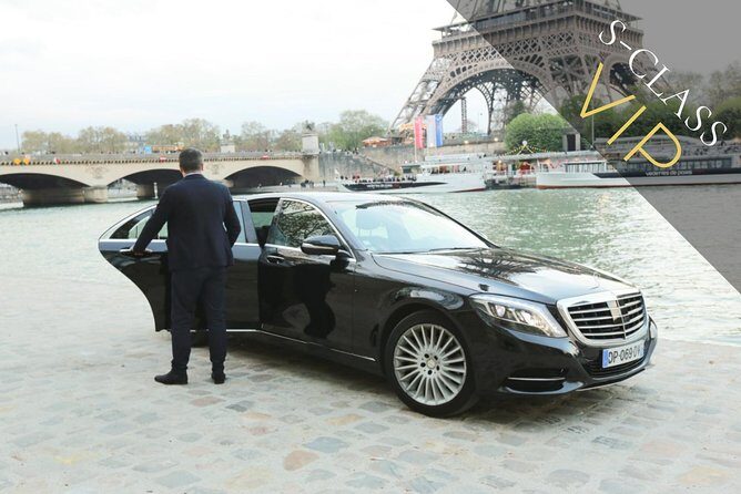 Paris Private Departure Transfer Hotel to CDG or ORLY Airports - On the Ride: Comfort, Water, and a Little Airport Guidance