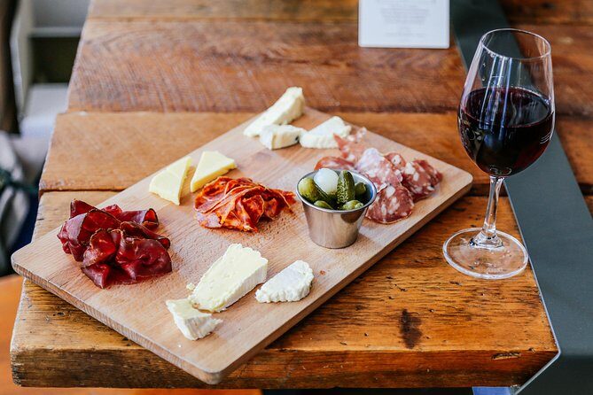 Paris Private Food Tour with 6 or 10 Tastings - Viaduc des Arts: when your food tour turns into city-watching