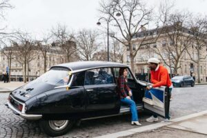Paris: Private Guided City Tour in a Traction Avant or DS 21 - Hotel pickup, private access, and why it feels easier than you expect