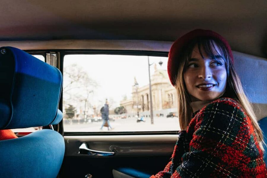 Paris: Private Guided City Tour in a Traction Avant or DS 21 - Palais Garnier, Moulin Rouge, and Sacré-Cœur: big views with a fun edge