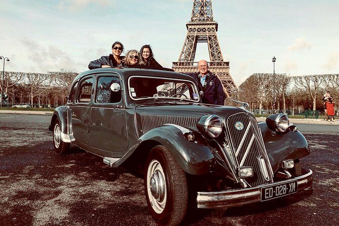 Paris Private Guided Tour in a Vintage Car with Driver - Montmartre by Car, Then Sacré-Cœur with Inside Time
