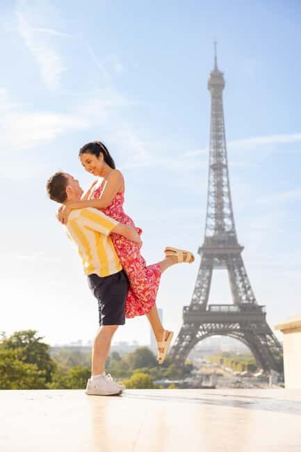 Paris: Private Photoshoot at the Eiffel Tower - Should You Book This Eiffel Tower Photoshoot?