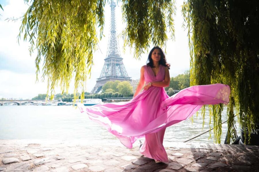 Paris: Private Photoshoot Near the Eiffel Tower - The 1-Hour Route: Bir Hakiem, Seine Views, and French Details
