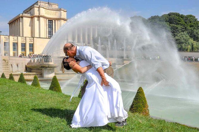 Paris Renew Your Wedding Vows Experience with Professional Photographer - Who This Is Best For (and Who Should Think Twice)