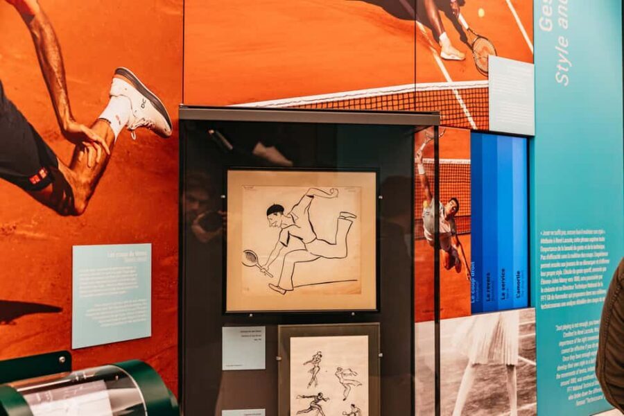 Paris: Roland-Garros Stadium Guided Backstage Tour - Philippe Chatrier court and the retractable roof views