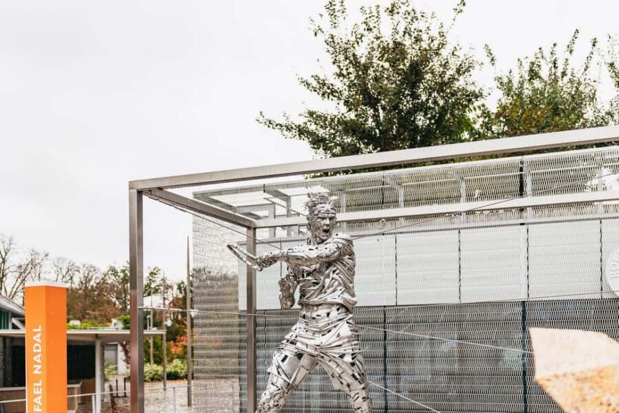 Paris: Roland-Garros Stadium Guided Backstage Tour - Presidential tribune and the backstage access that feels real