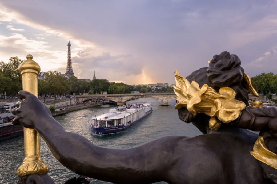 Paris: Romantic Cruise with 3-course Dinner on Seine River - Logistics You’ll Feel: Boarding Timing, Weather, and Seating