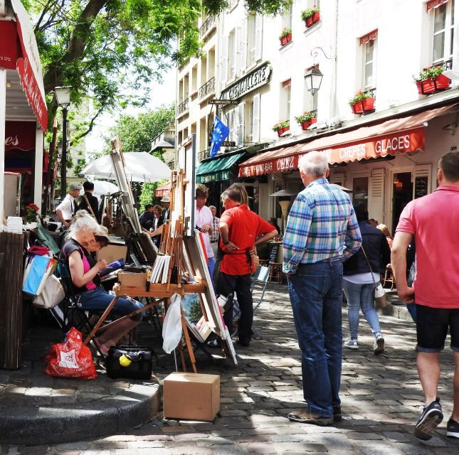 Paris: Sacré-Coeur and Montmartre Tour with Expert Guide - Place du Tertre: why this square still pulls people in