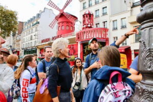 Paris: See 15 to 30 Top Sights with a Fun Guide - Sacré-Cœur Inside: The Moment That Makes Montmartre Feel Real