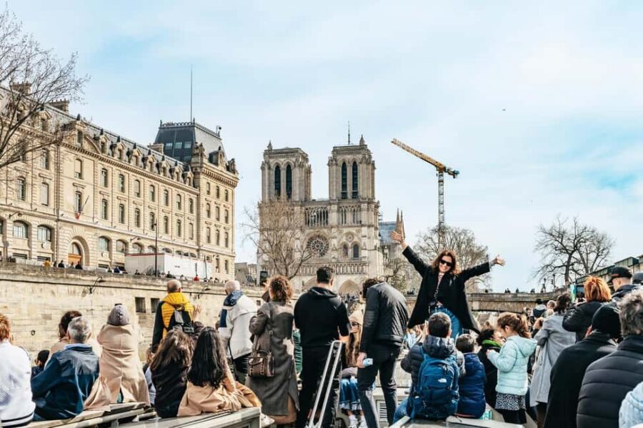 Paris: Seine Cruise and Macaron Tasting by the Eiffel Tower - Who This Tour Fits Best (and Who Might Want Another Option)