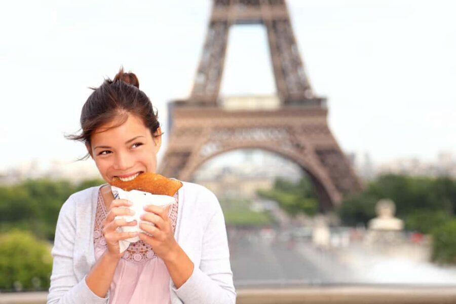 Paris: Seine Cruise & Crepe Tasting near the Eiffel Tower - Onboard Setup: Open-Air Views Plus a Weather-Proof Lower Deck