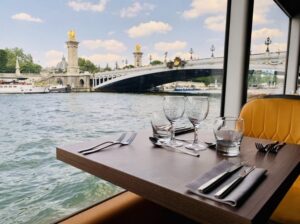 Paris: Seine River Bistronomic Dinner Cruise - Getting on board: service, warmth, and the deck-vs-inside tradeoff