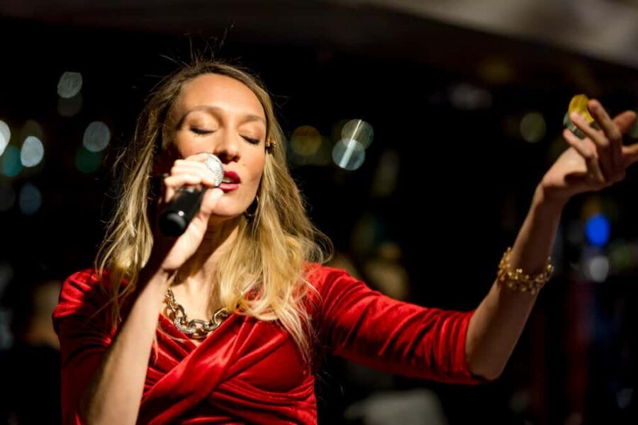 Paris: Seine River Champagne Dinner Cruise with Live Music - Key Things To Know Before You Go
