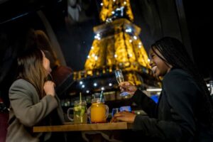 Paris: Seine River Champagne Dinner Cruise with Live Music - Where You Meet the Boat (And How to Avoid Stress)
