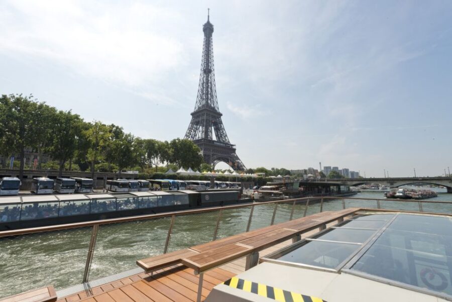 Paris: Seine River Cruise and 3-course Bistro Lunch - Should you book this Seine River cruise and 3-course Bistro lunch?