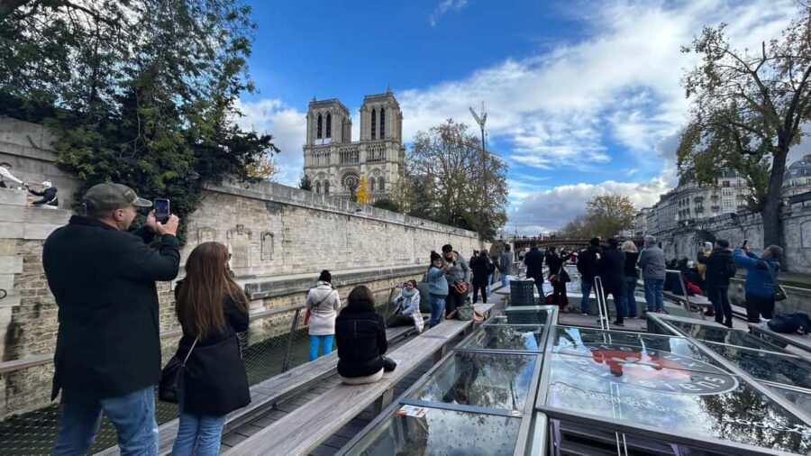Paris: Seine River Cruise and 3-course Bistro Lunch - Who this Seine cruise and Eiffel Tower lunch is best for