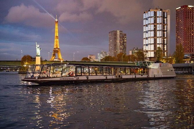 Paris Seine River Dinner Cruise with Champagne and Window Seating - Service style: warm, sometimes uneven, always tied to dinner timing