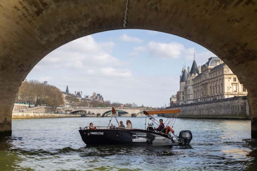 Paris: Seine River Private Cruise - The Seine route: what you’ll see at each stretch