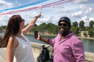 Paris Sightseeing Family Friendly Guided Electric Bike Tour - A 2-Hour Route That Skips the Long Walking Days
