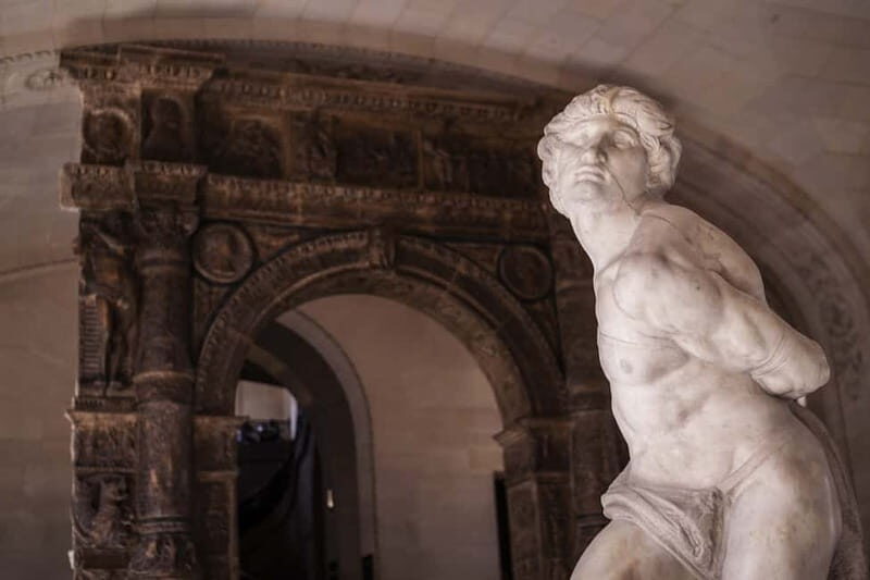 Paris: Skip-the-Line Louvre Highlights Tour with Mona Lisa - The 9:30AM Small Group Advantage (And Why It Can Matter)