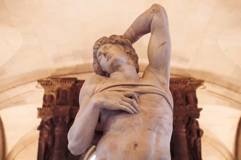Paris: Skip-the-Line Louvre Highlights Tour with Mona Lisa - Winged Victory of Samothrace and the Hellenistic Story Thread