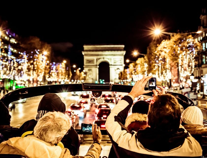 Paris: Tootbus Open-Top Christmas Bus Tour - Meeting Point at 23 Boulevard des Capucines: Arrive Like It’s Photo Day