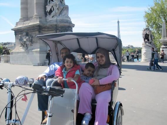 Paris Tuk-Tuk: 2, 4 or 6H First Highlights & Parisian Areas - Comfort, Weather, and the Realities of Paris Roads
