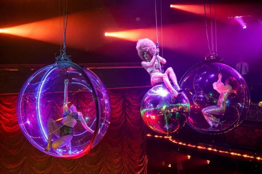 Paris: VIP Dinner and Cabaret Show at Paradis Latin - Key highlights you’ll actually feel that night