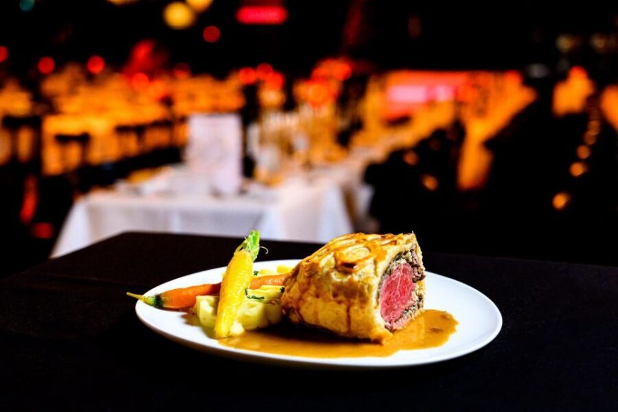 Paris: VIP Dinner and Cabaret Show at Paradis Latin - Who this VIP cabaret dinner is best for (and who should skip it)