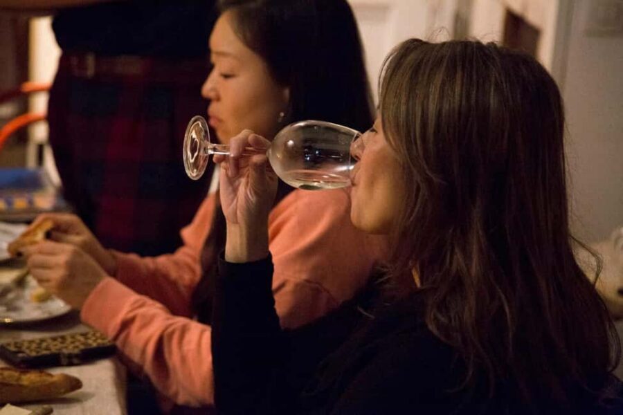 Paris: Wine and Cheese Tasting with a Chef Sommelier - Practical details that affect your comfort