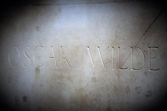 Pere Lachaise Cemetery Walking Tour in Paris - The North Entrance trick: see the cemetery without the hill fight
