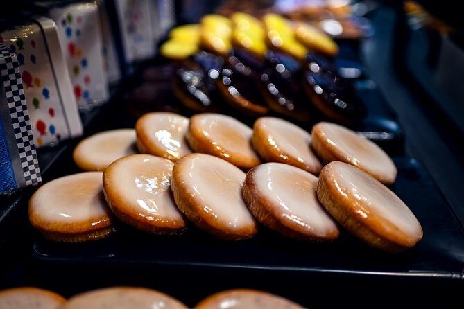 Private Montmartre Food Tour with Wine, Cheese & Pastries - Montmartre on foot: value, pace, and why private works here