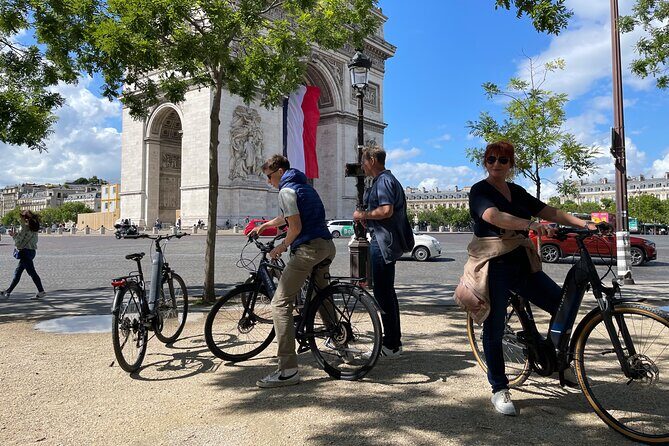 Private Paris E-bike city highlights tour - Stop 3: Petit Palais and Stop 4: Grand Palais