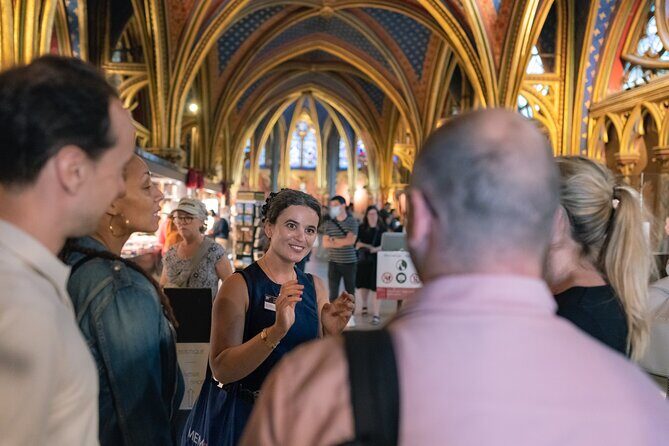Sainte-Chapelle, Conciergerie & Notre Dame Exterior Guided Tour - Getting oriented on the island before you hit the big sights