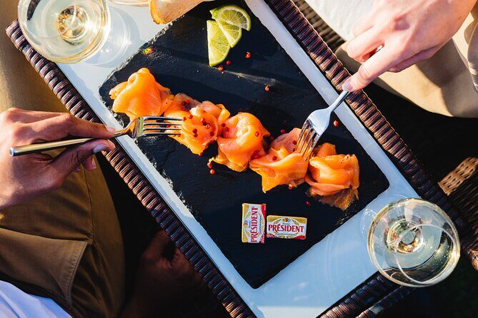 Seine River Dinner Cruise with Live Singer by VIP Yacht de Paris - Dinner below deck: 3 courses, window views, and the vegetarian option