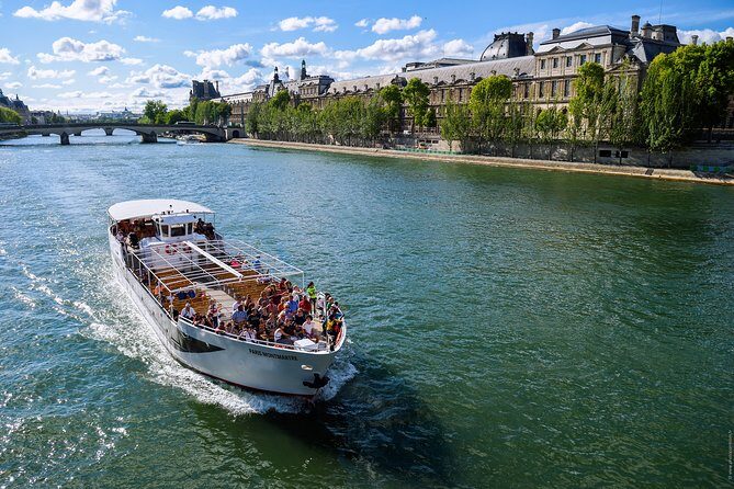 Seine River Direct Access Guided Cruise - Cultural and royal institutions: Louvre, City Hall, and Palais Bourbon area