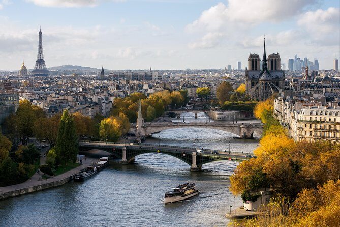 Seine River Guided Cruise Champagne Option by Vedettes de Paris - Notre-Dame, Île de la Cité, and the Gothic details you miss on land